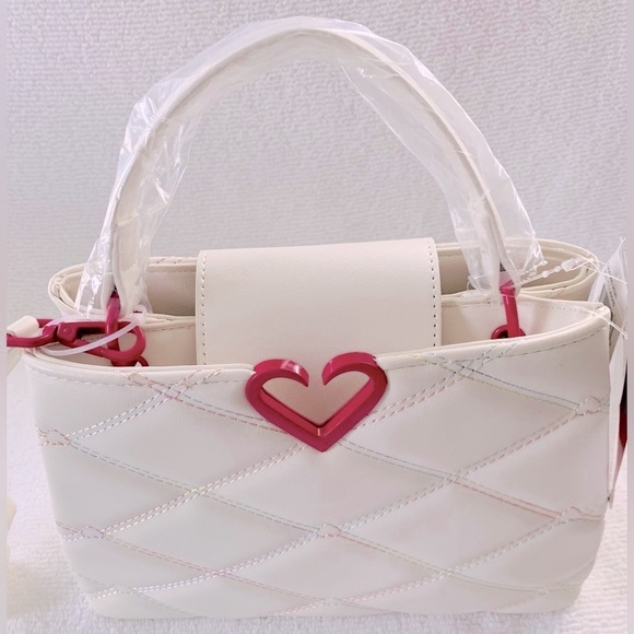 Betsey Johnson XO Double Compartment Hattie Small Satchel / Crossbody - Picture 6 of 14